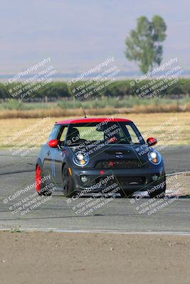 media/Sep-17-2023-Speed Ventures (Sun) [[7e780ba612]]/Green/Session 1 (Grapevine)/